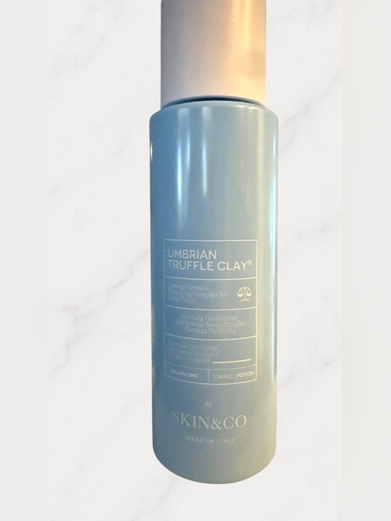 Skin Other - Skin&Co Umbrian Truffle Clay Toner - Pale Blue Packaging